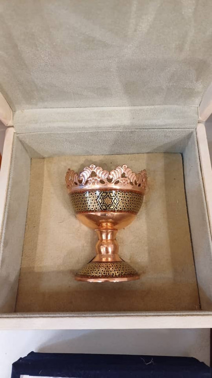 شکلات خوری پایه کوتاه